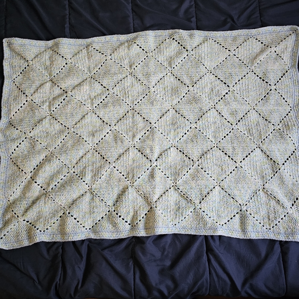 Handmade Crocheted Blanket 41"x29" Diamond Lace Lapghan Throw Baby Afghan